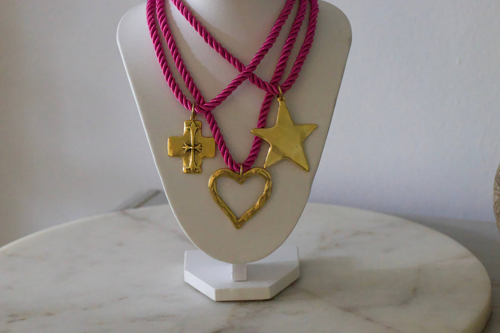 Silk Cord Pendant Necklace – Gold Star, Heart, or Cross: Noir – Star Pendant (Black)