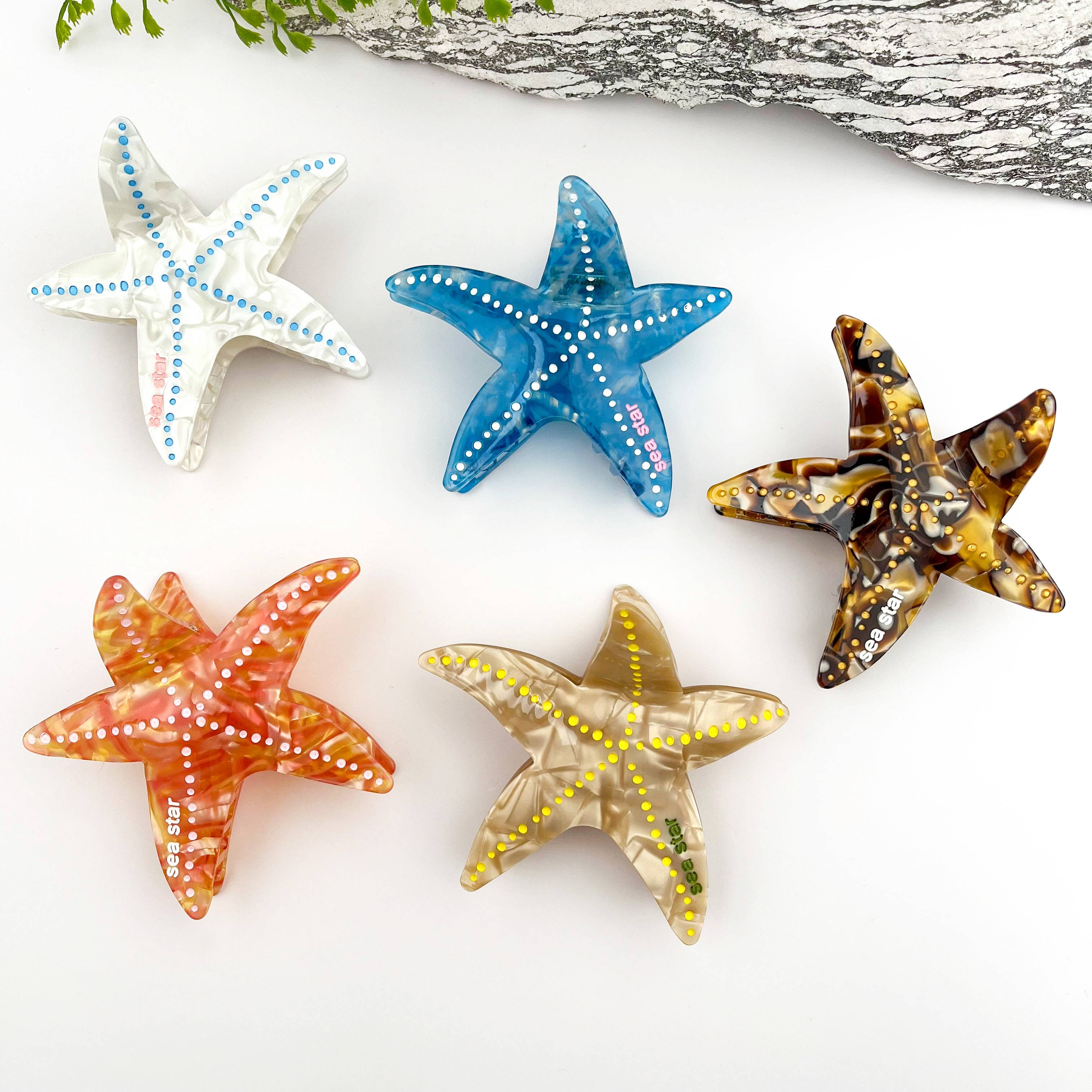 🌊 Starfish Acetate Hair Claw – Coastal Charm Clip 🐚
: White