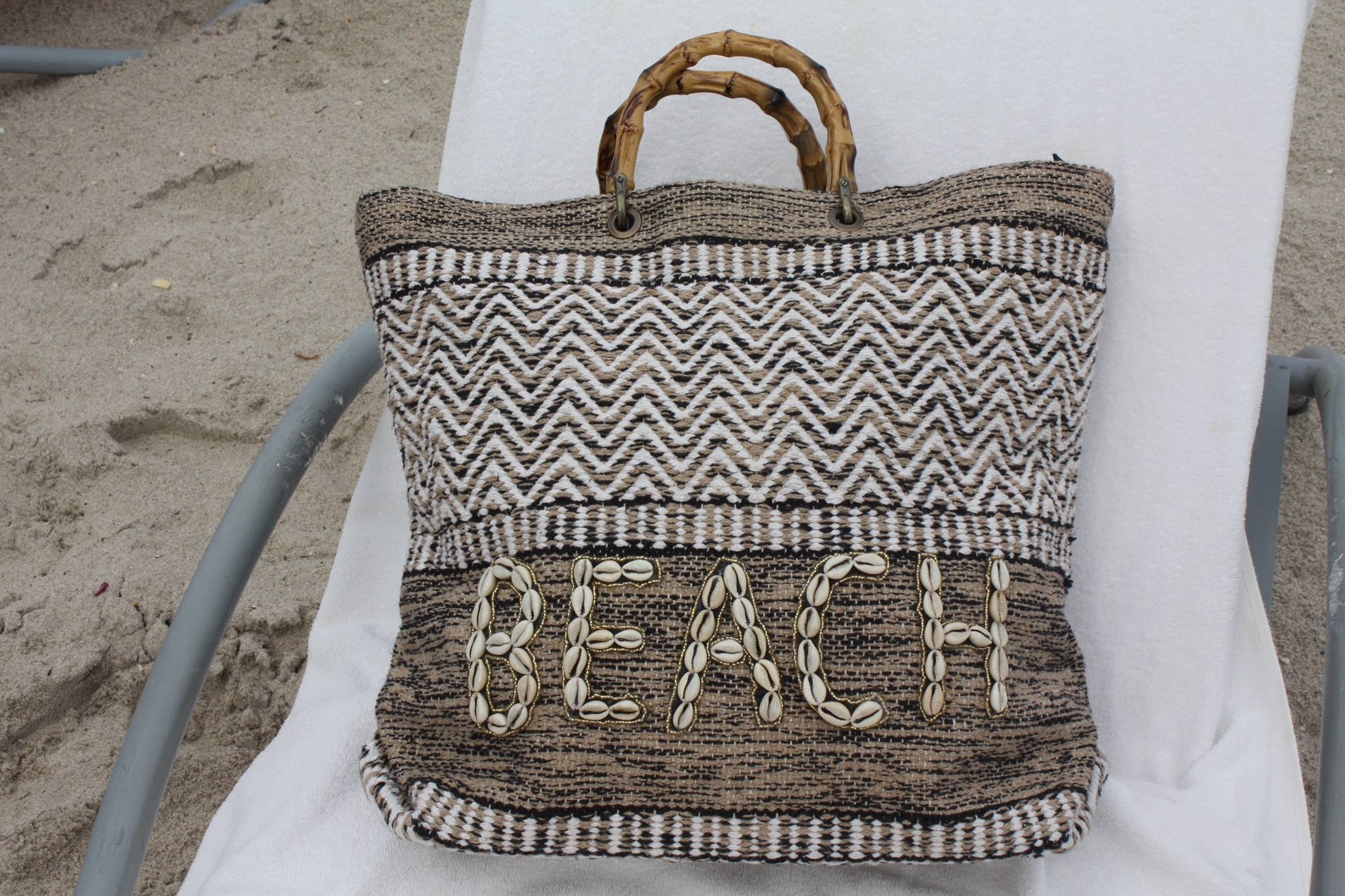 Latifah Women's Cotton Seashell Bag