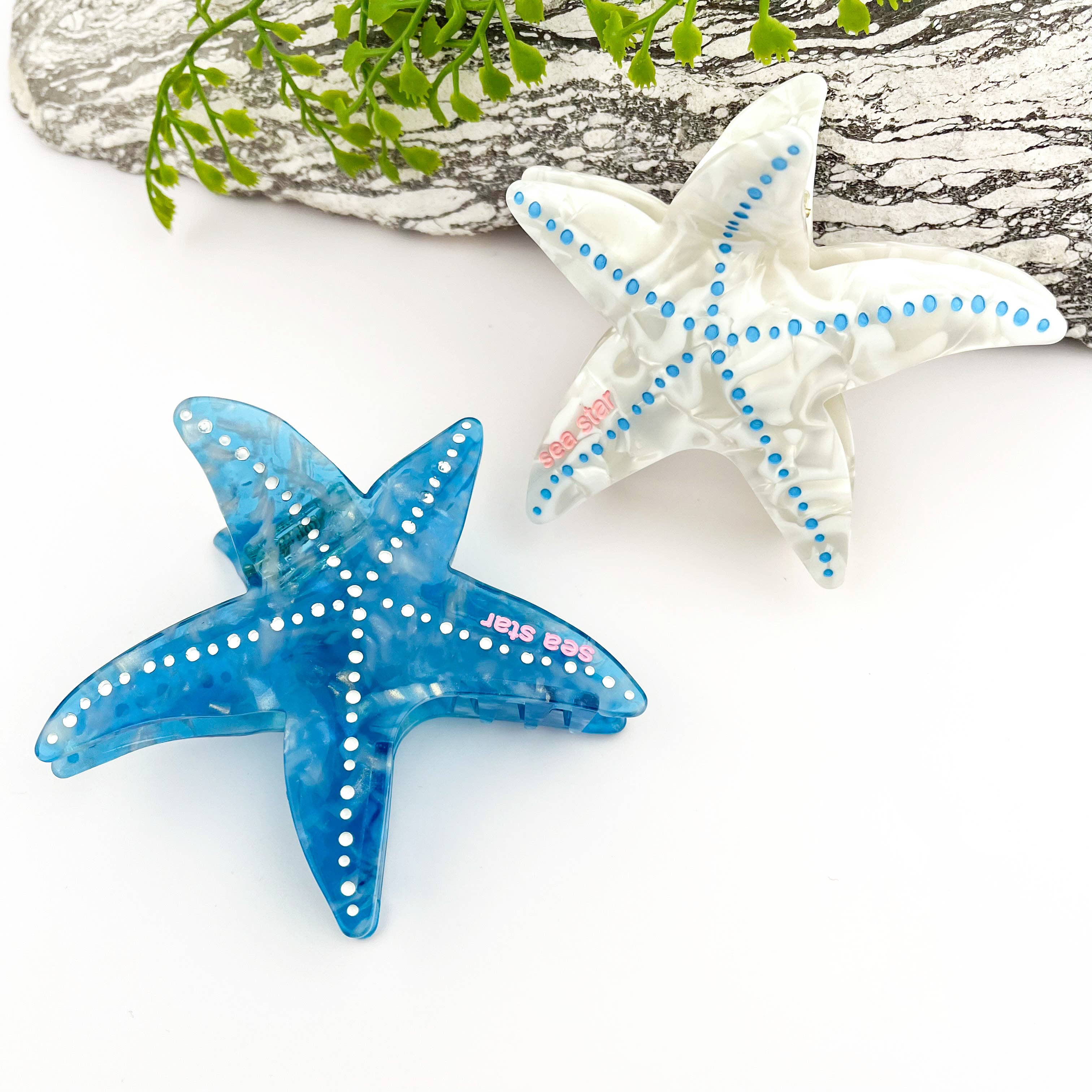 🌊 Starfish Acetate Hair Claw – Coastal Charm Clip 🐚
: White