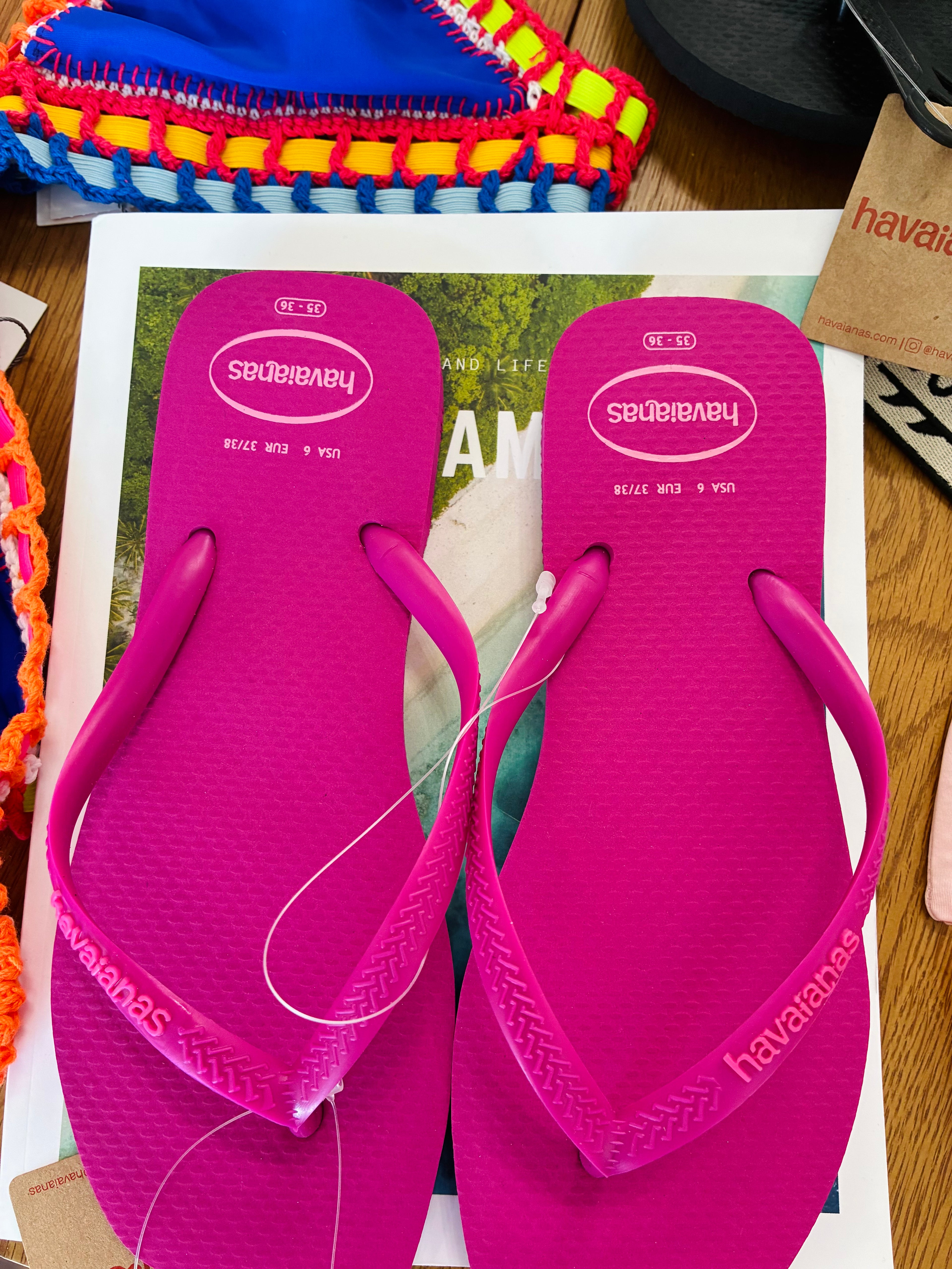 Havaianas Women's Slim Square Logo Popup Flip Flop