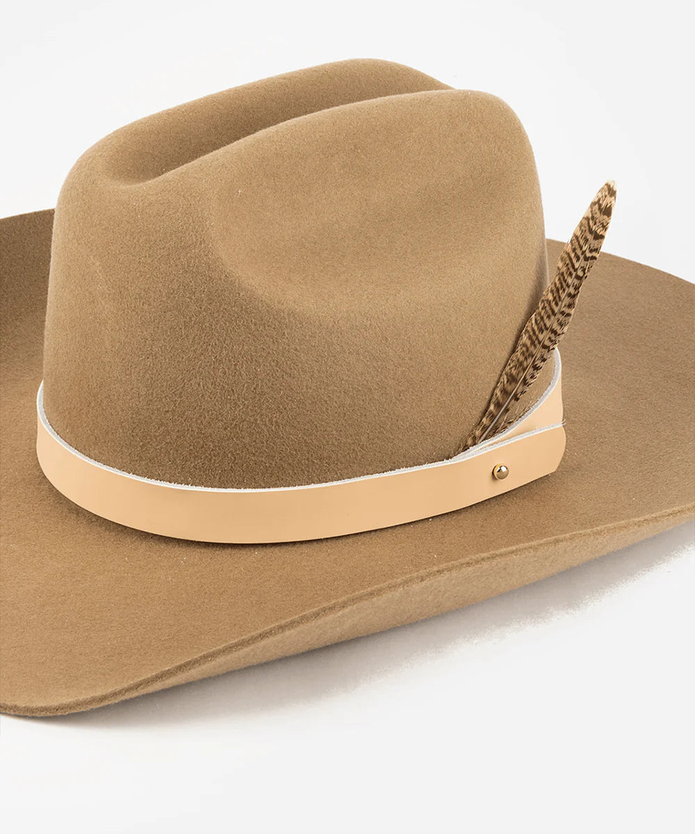 Gigi Pip Female Ringneck Hat Feather
Brown