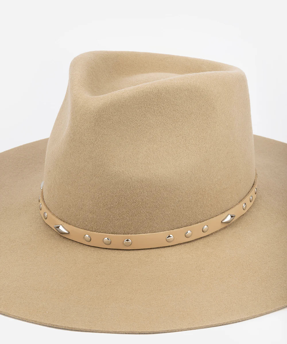 Gigi Pip Studded Leather Band Tan