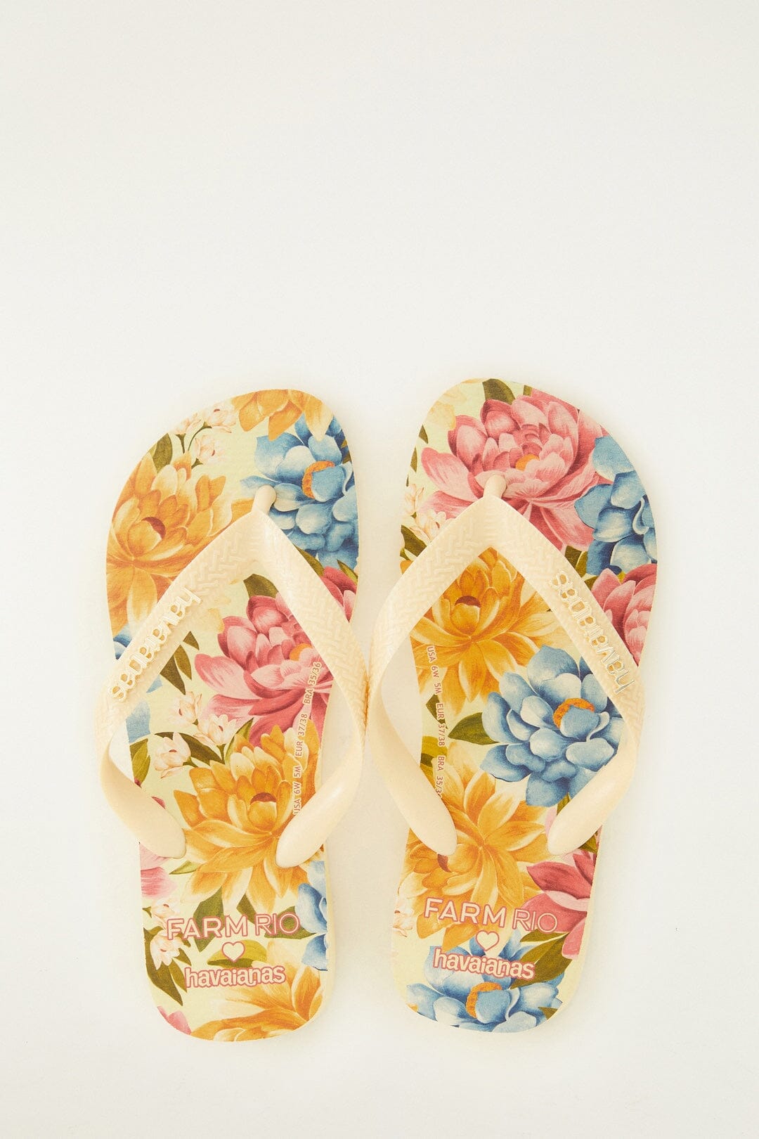 Havaianas Women's Farm Rio buttercream Floral Flip Flop