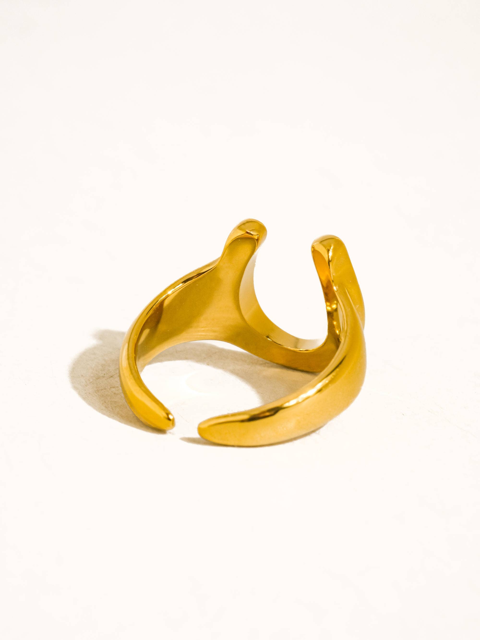 18K Gold Non-Tarnish CZ Horseshoe Ring: Yellow Gold / Maevric-Large