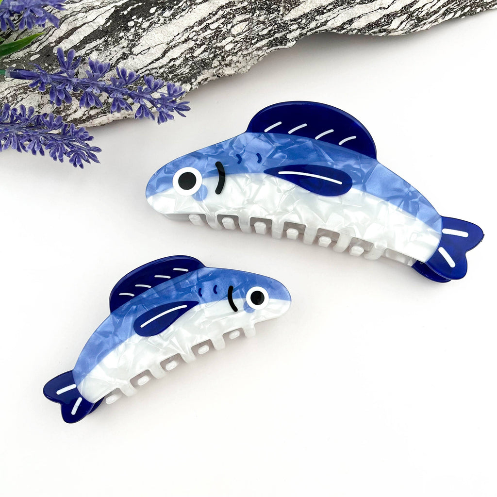 🐟 Playful Blue Flying Fish Hair Claw – Ocean-Inspired Charm: Blue / Small