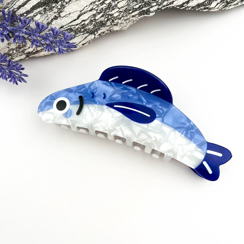 🐟 Playful Blue Flying Fish Hair Claw – Ocean-Inspired Charm: Blue / Small